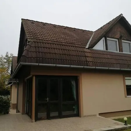 Siofoki Nyaralohaz Holiday home *