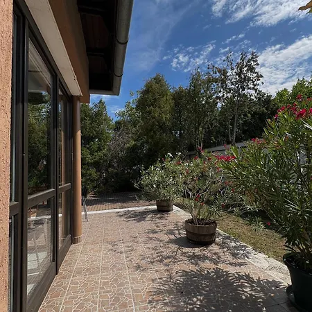 Siofoki Nyaralohaz 度假居